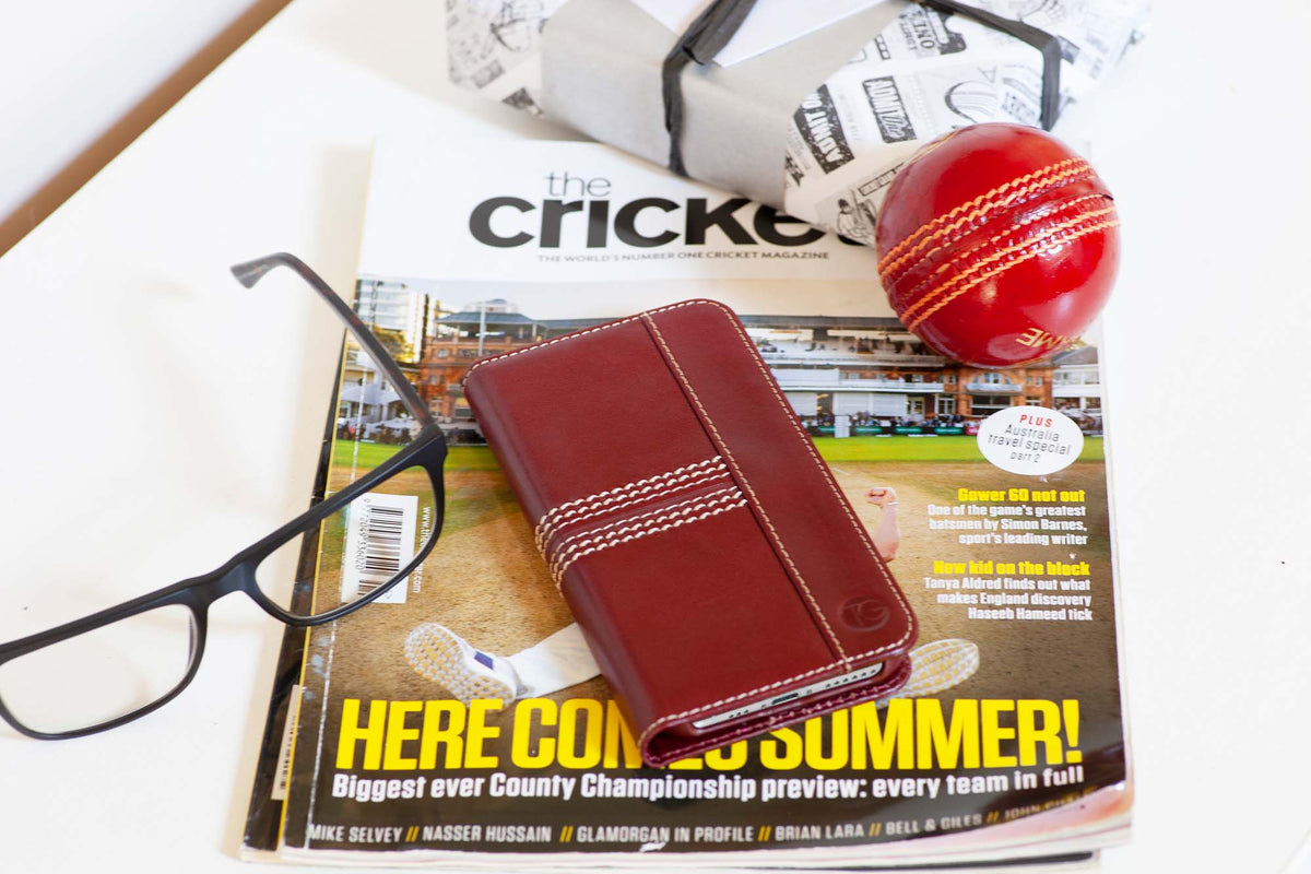 The Extra Cover - Folio iPhone Case - The Game